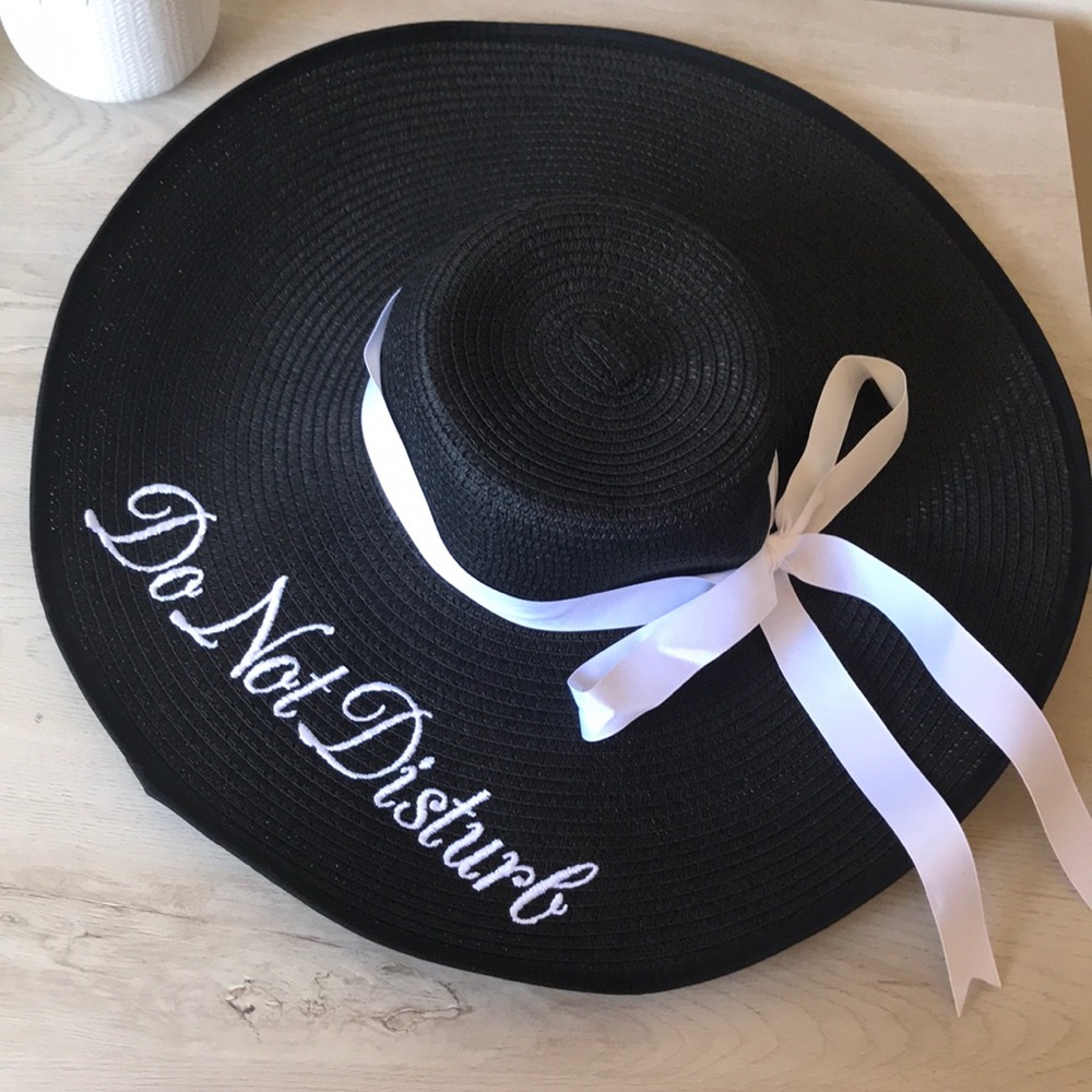 Floppy summer hat